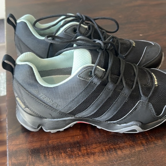 Adidas Gore-Tex Terrex Hiking Shoes Womens 6 1/2 Black/ Green Sneakers - Picture 6 of 6